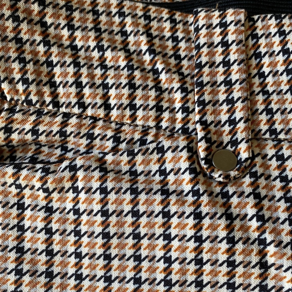 Maurices Women's Black and Tan Checkered Pants Y2K pockets!